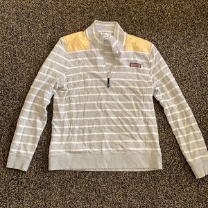 Vineyard Vines gray/yellow striped pullover
